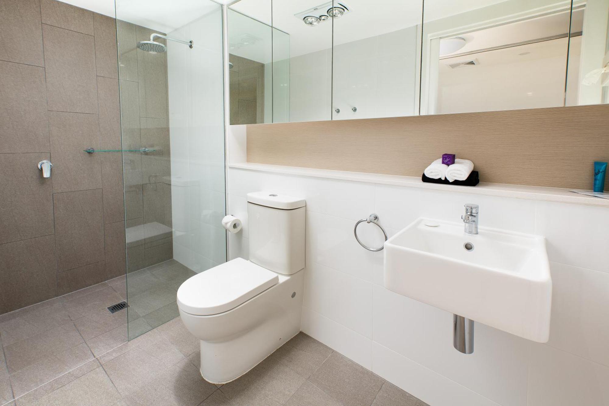 Hamilton Executive Apartments Нюкасъл Екстериор снимка