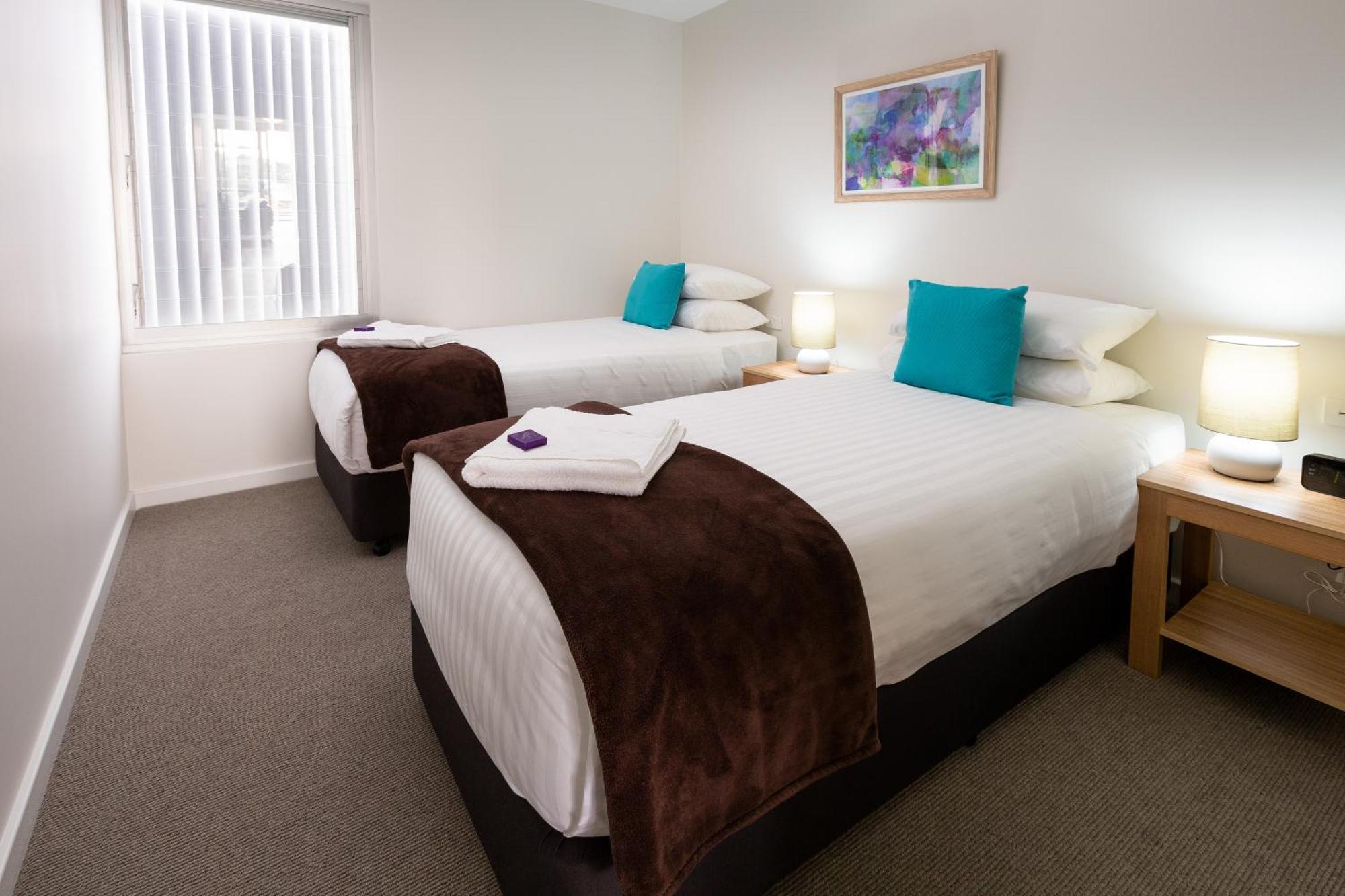 Hamilton Executive Apartments Нюкасъл Екстериор снимка