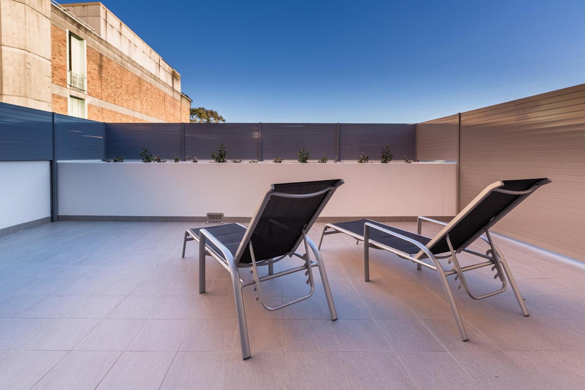 Hamilton Executive Apartments Нюкасъл Екстериор снимка